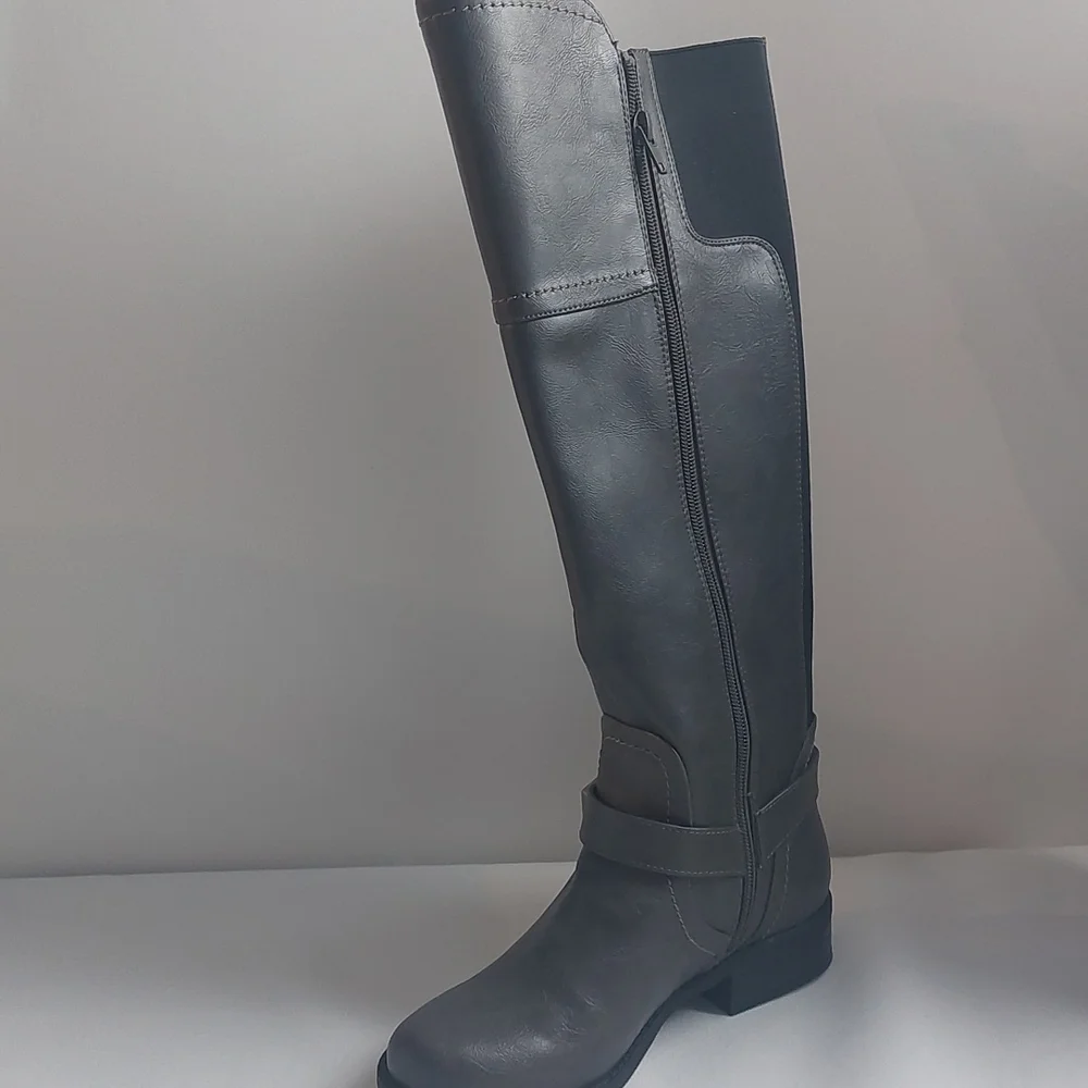 G By Guess boots womens gray size 5½‎ M
